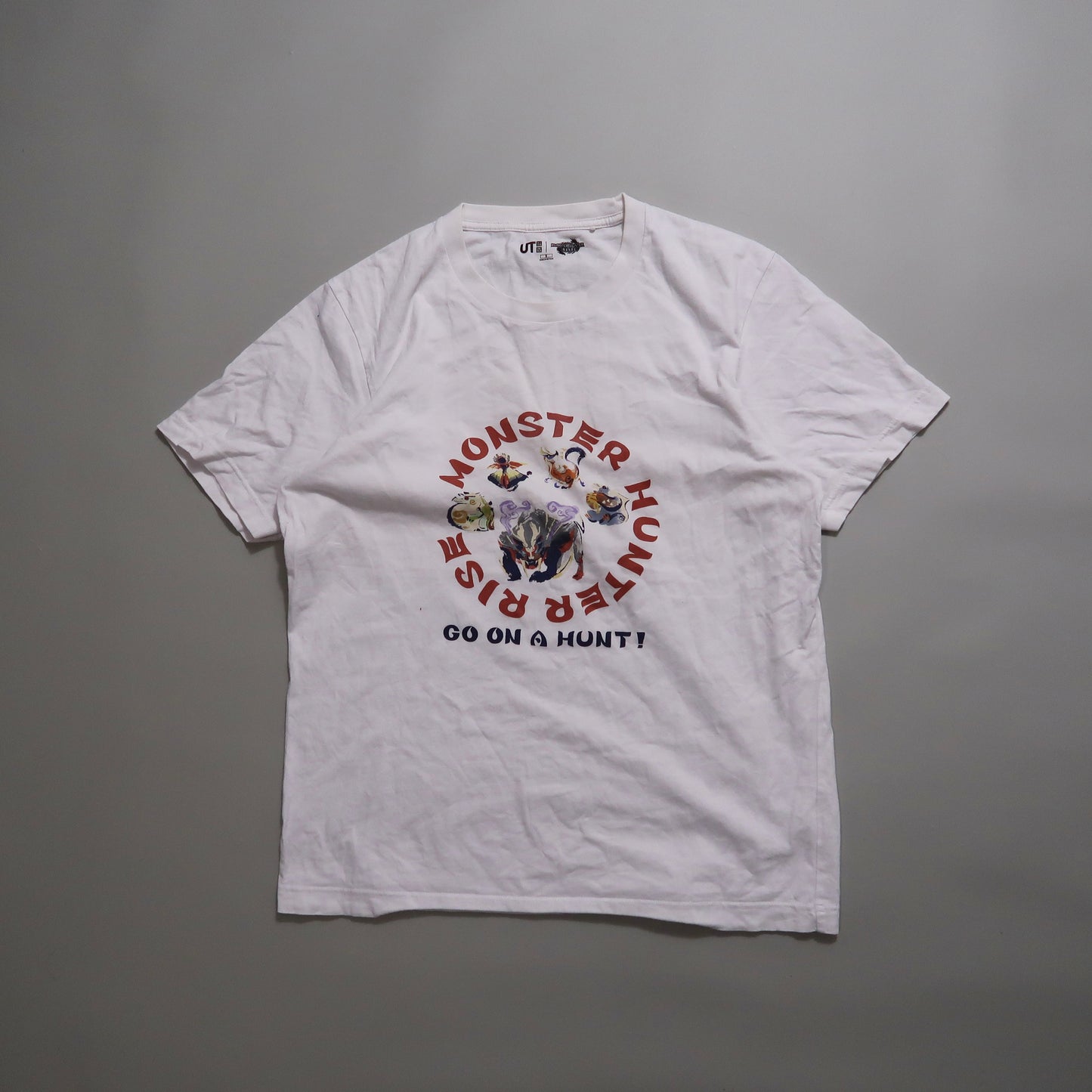 Uniqlo tshirt
