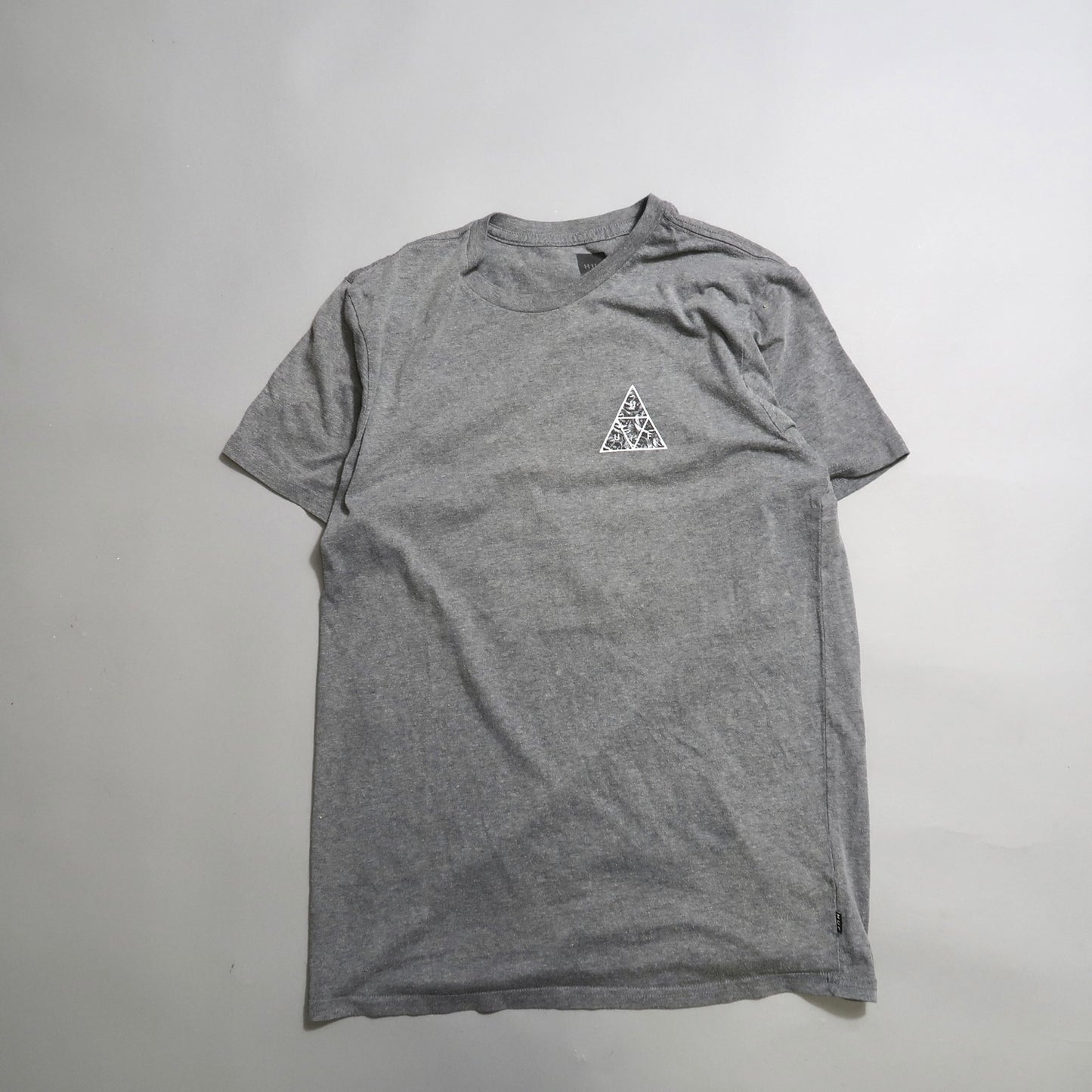 HUF t shirt