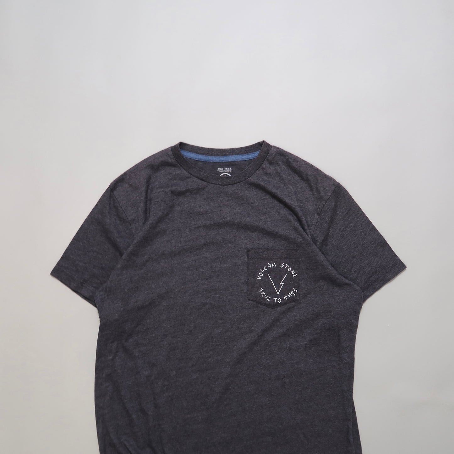 Volcom tshirt