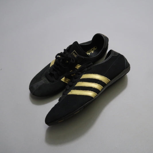 Adidas Okapi sneakers