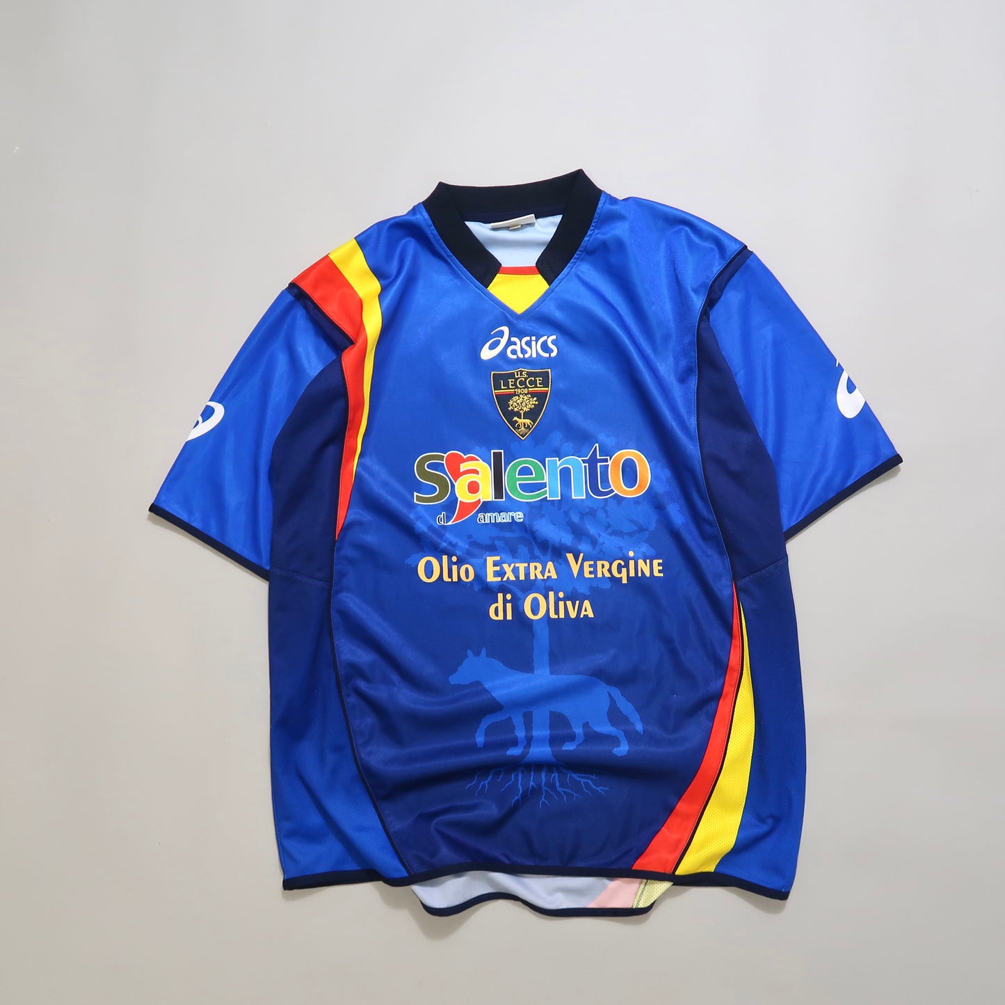 Lecce jersey