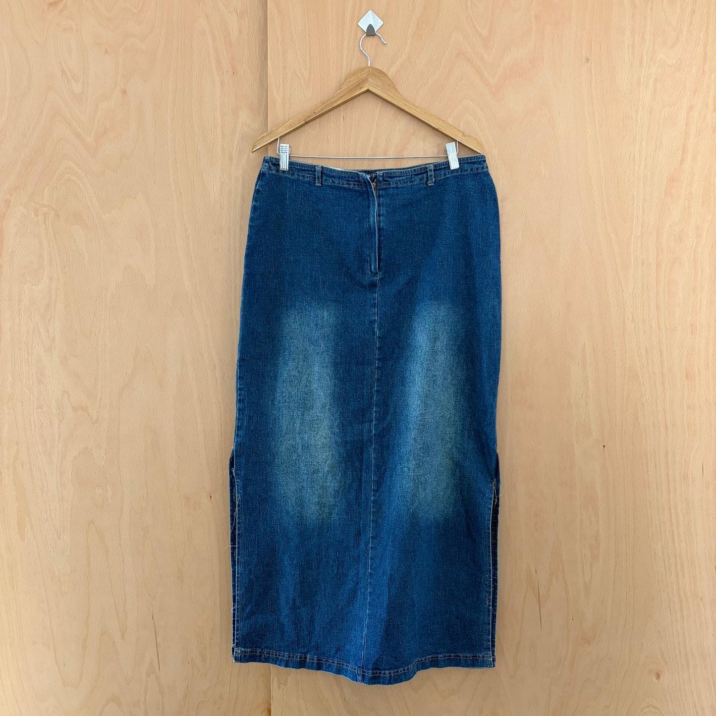 Women's bottom