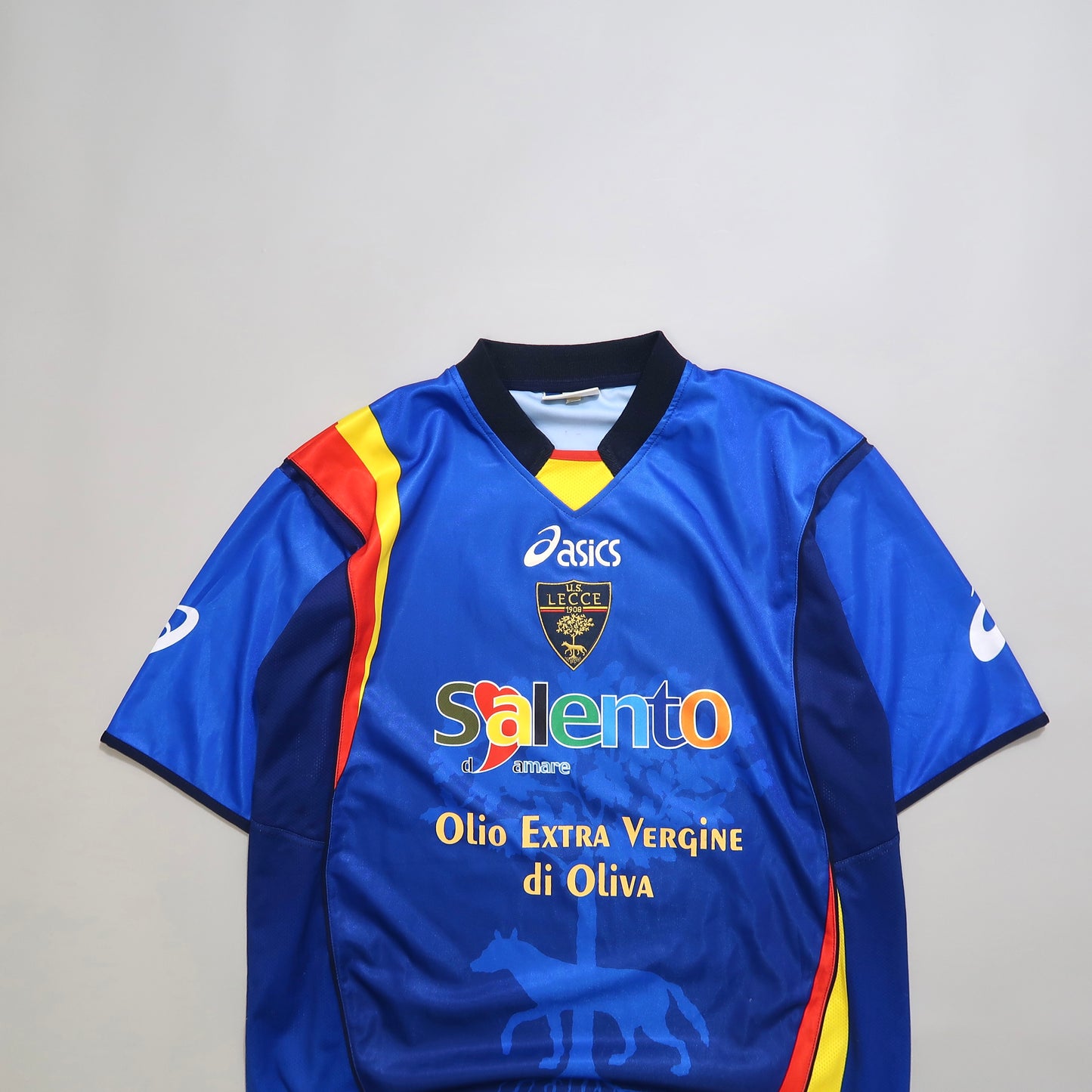 Lecce jersey