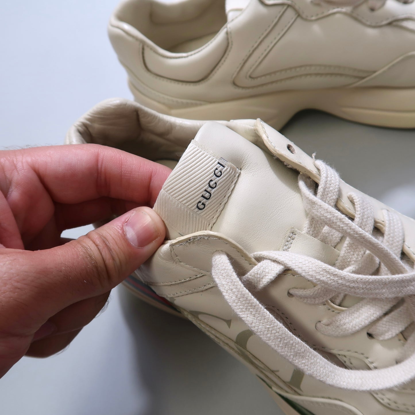 G ucci sneakers