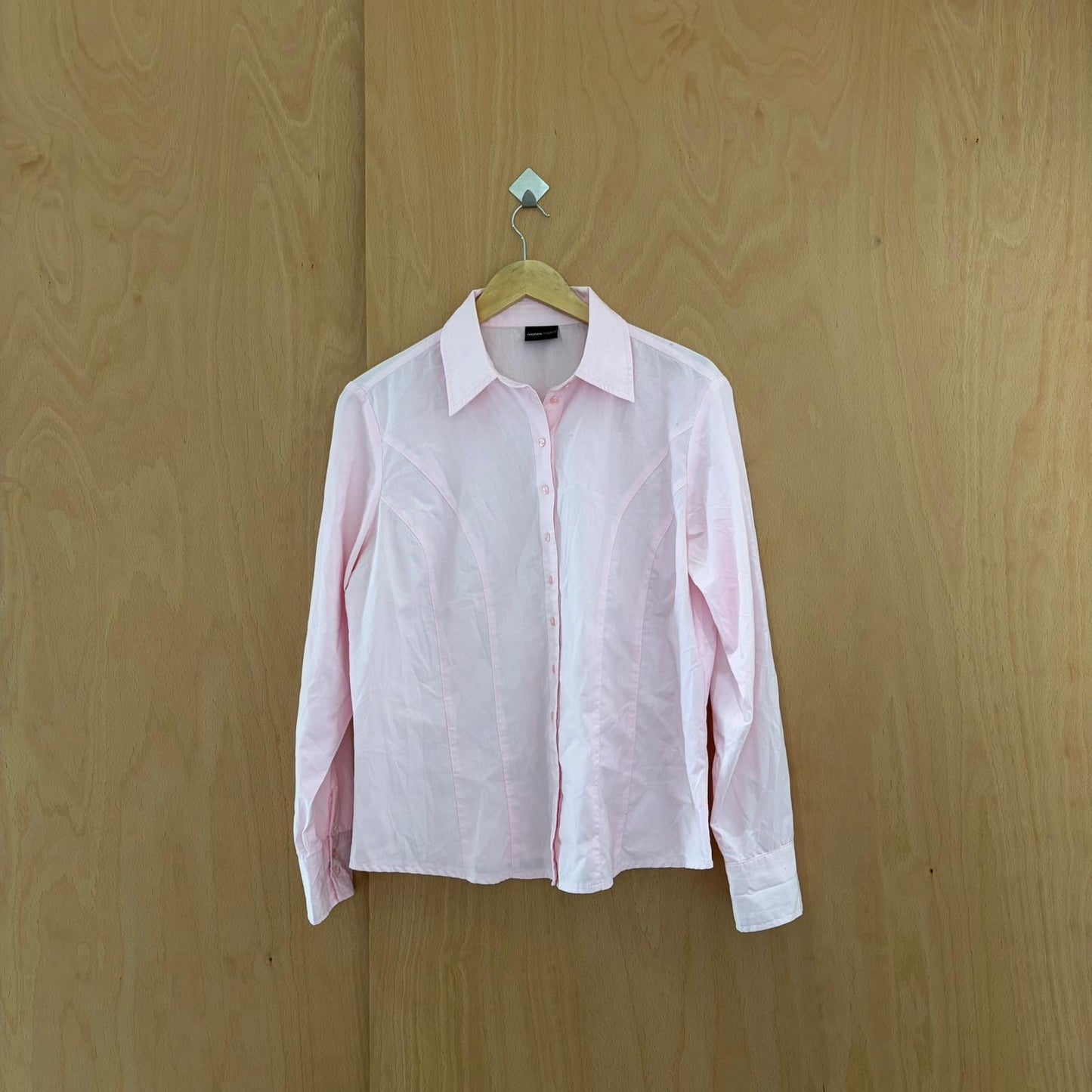 Women's shirt