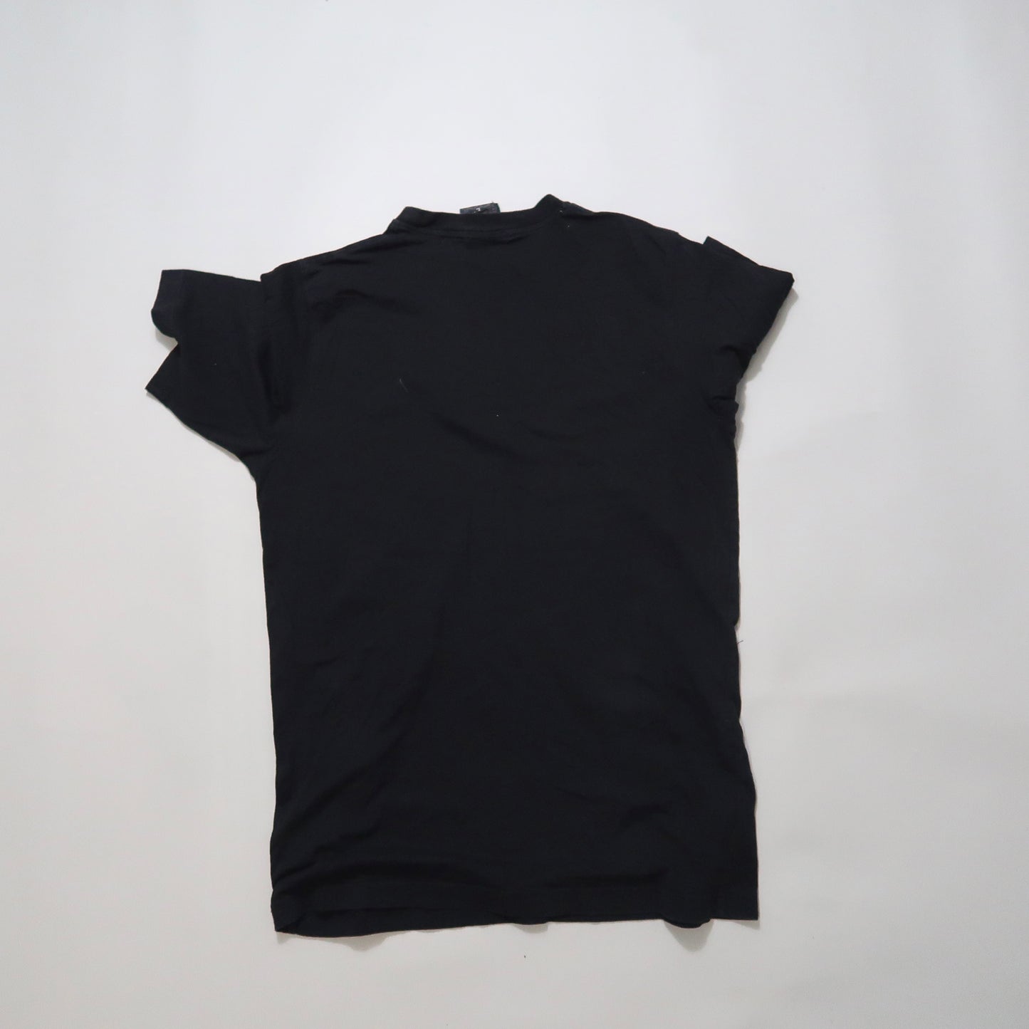 Rocawear tshirt (damage attached)