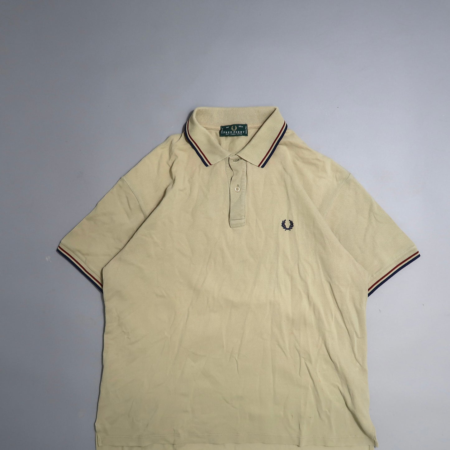 Fred Perry tshirt