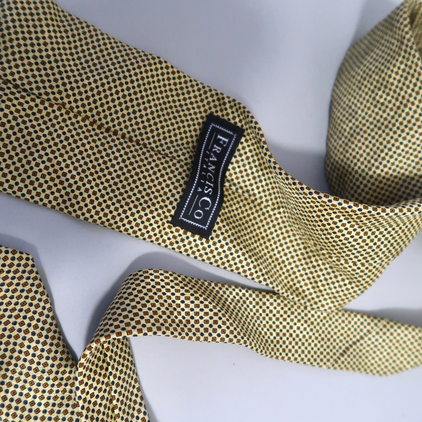 Vintage tie