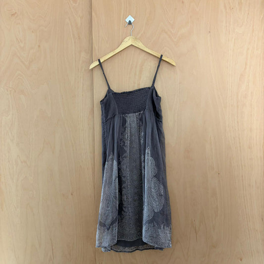 Women's dress