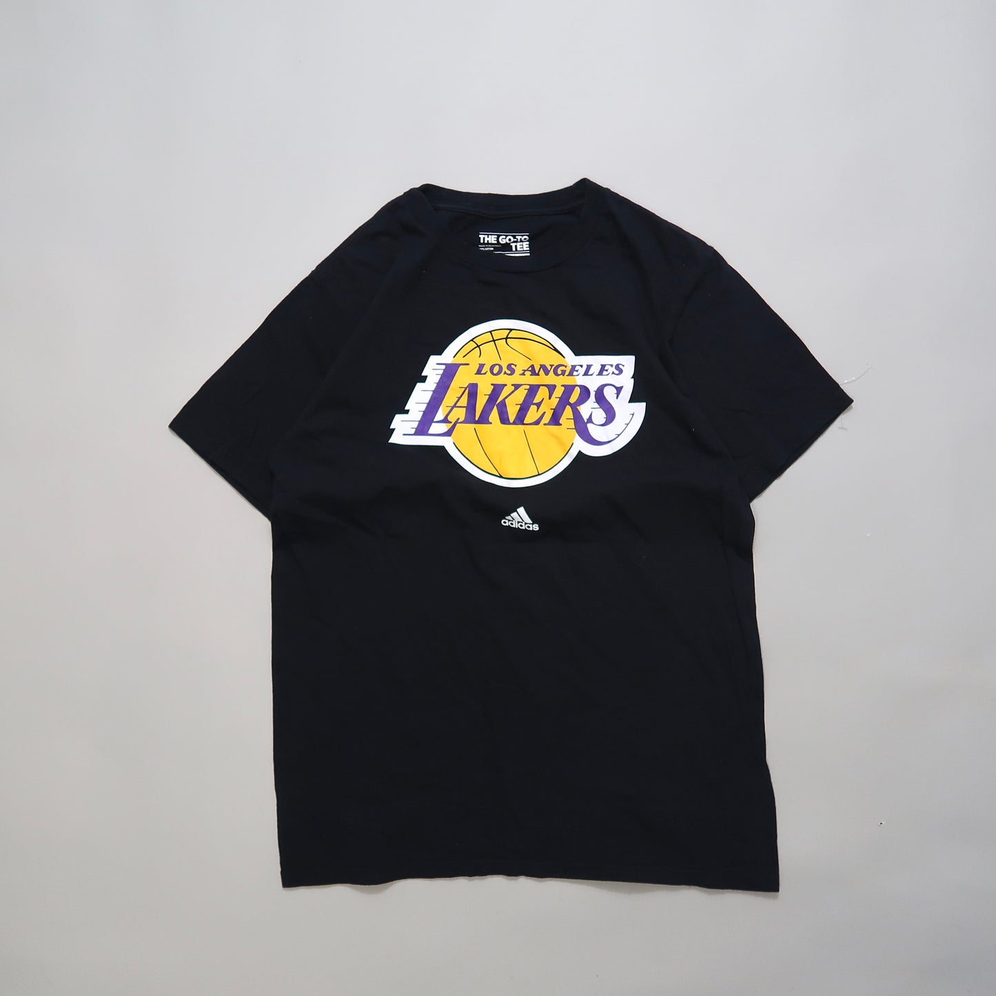Adidas Lakers tshirt