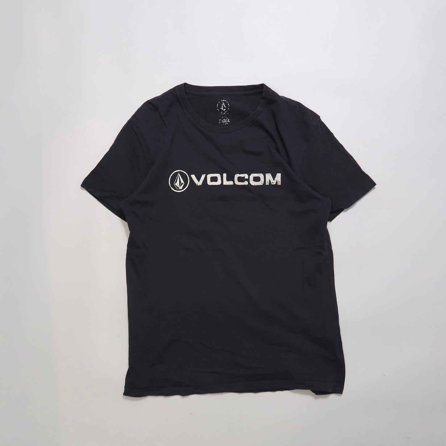 Volcom tshirt