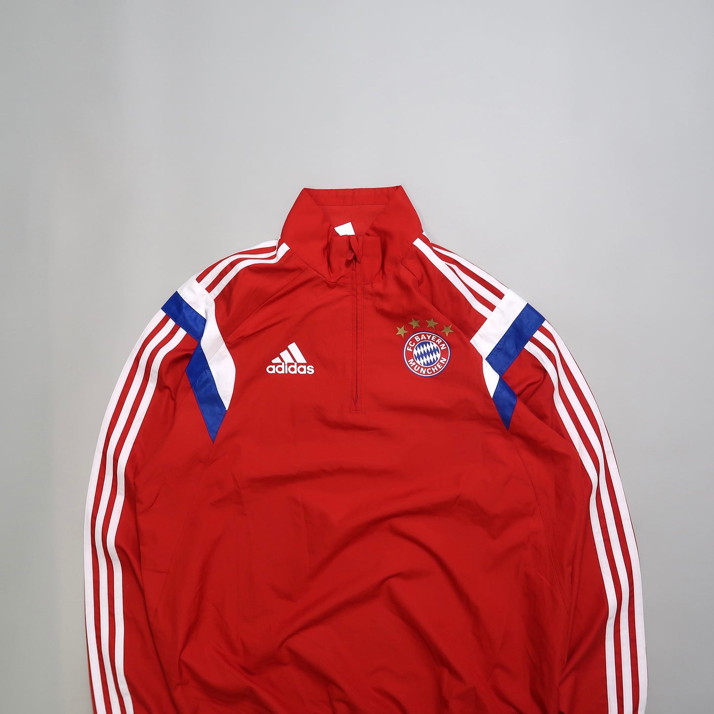 Adidas Bayern overhead windbreaker