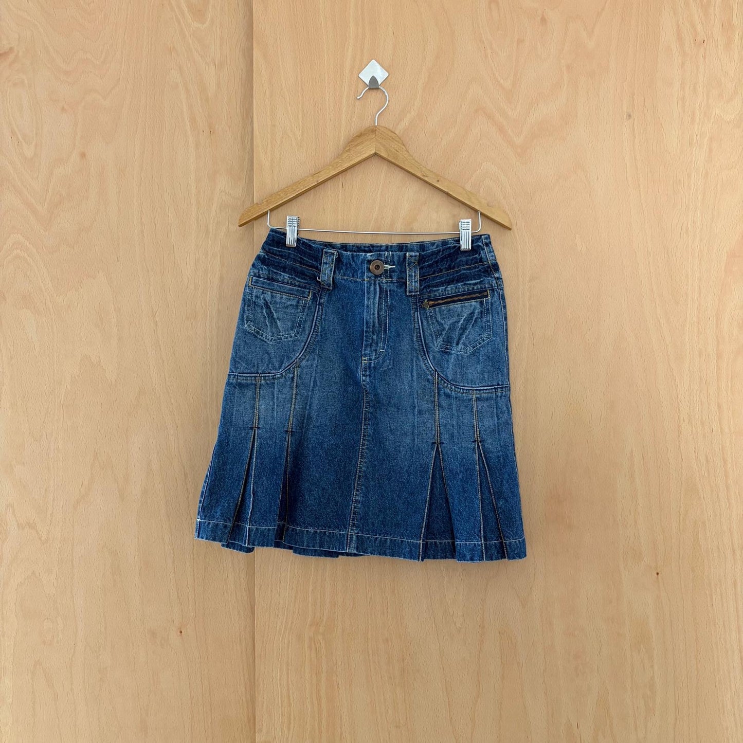 Women's skirt