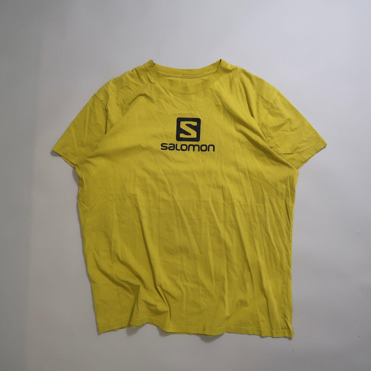 Salomon tshirt (has some stains in chest)