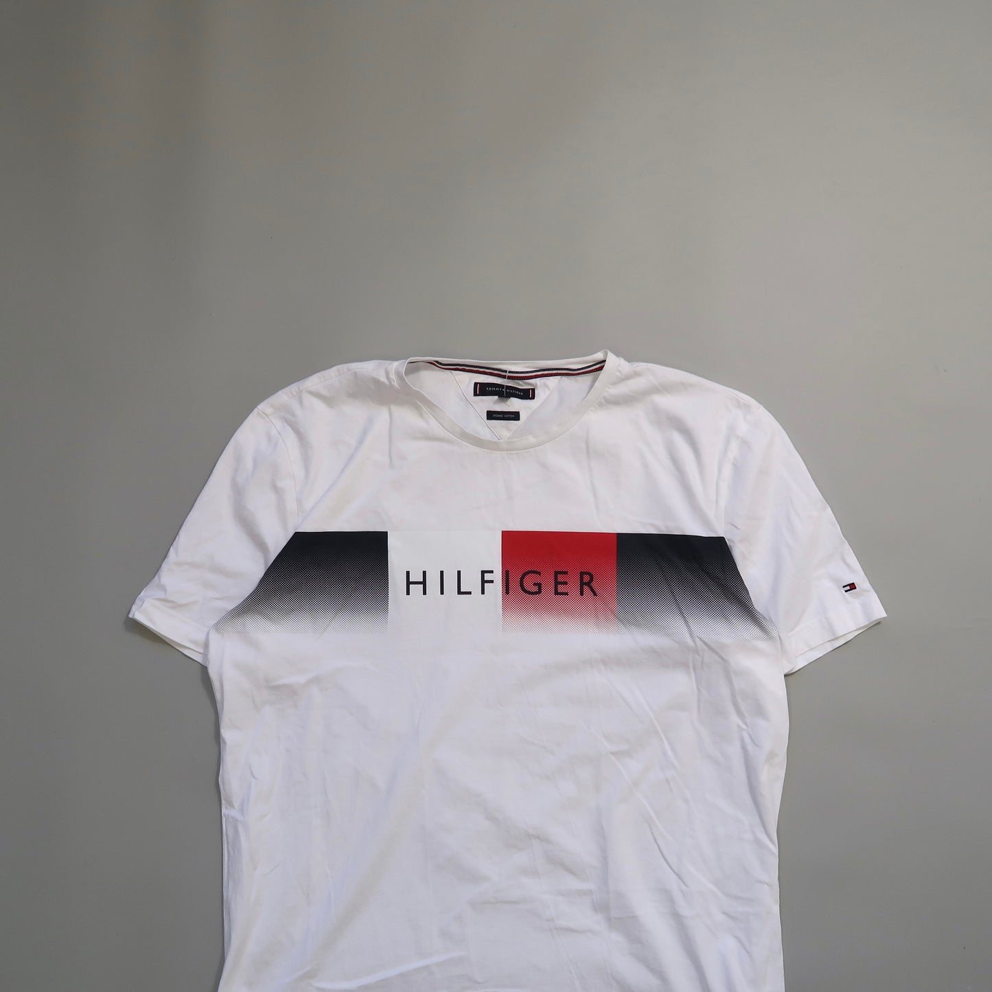 Tommy H tshirt