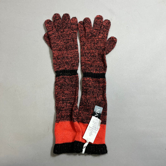 Max&Co gloves