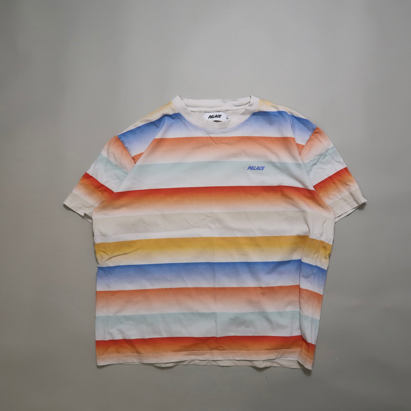 Palace tshirt
