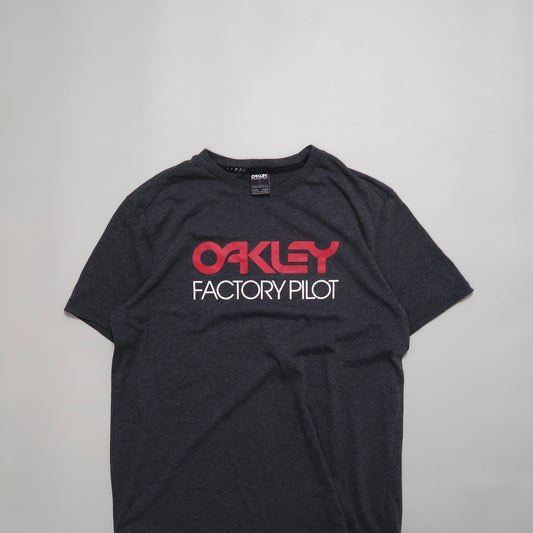 Oakley tshirt