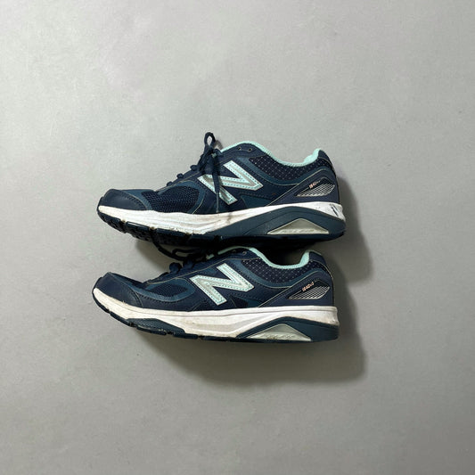 New Balance 1540v3 sneakers