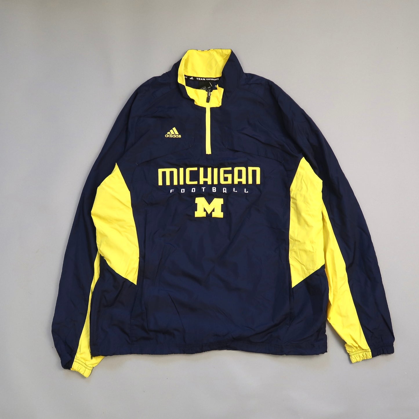 Adidas Michigan overhead windbreaker