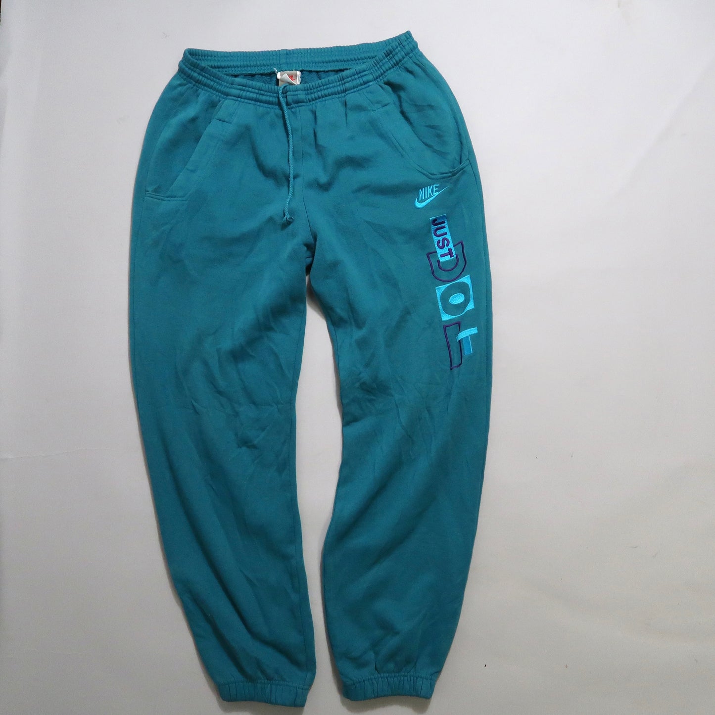 Nike vintage trackpants