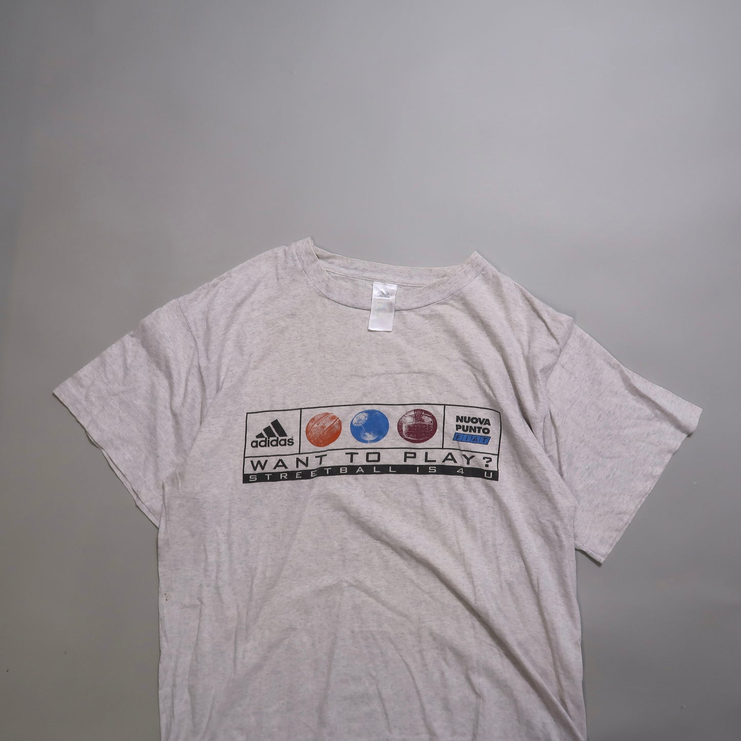 Adidas vintage tshirt