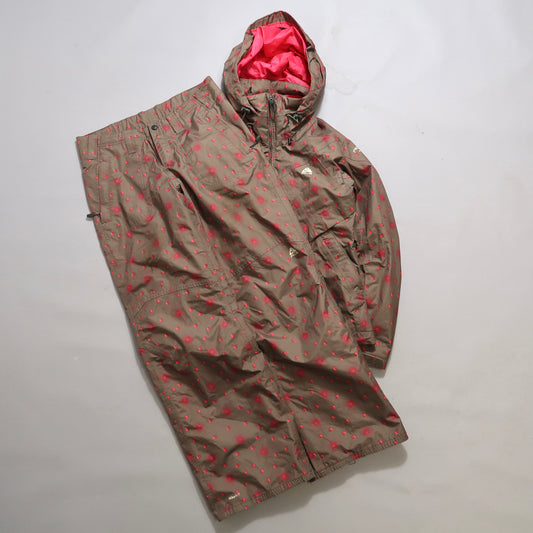 Nike ACG women's ski set