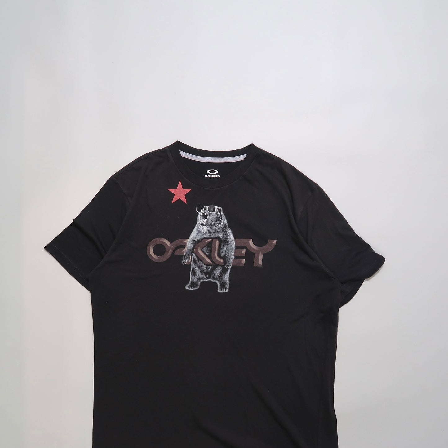Oakley Tshirt