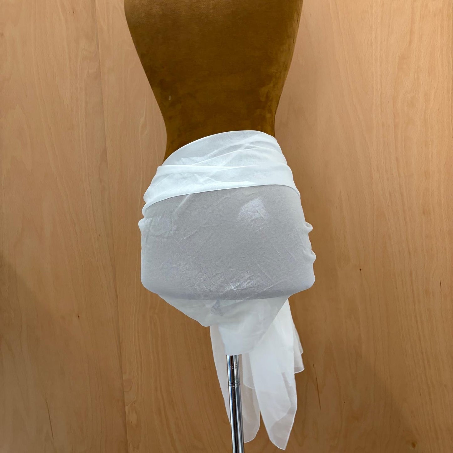 Hip scarf