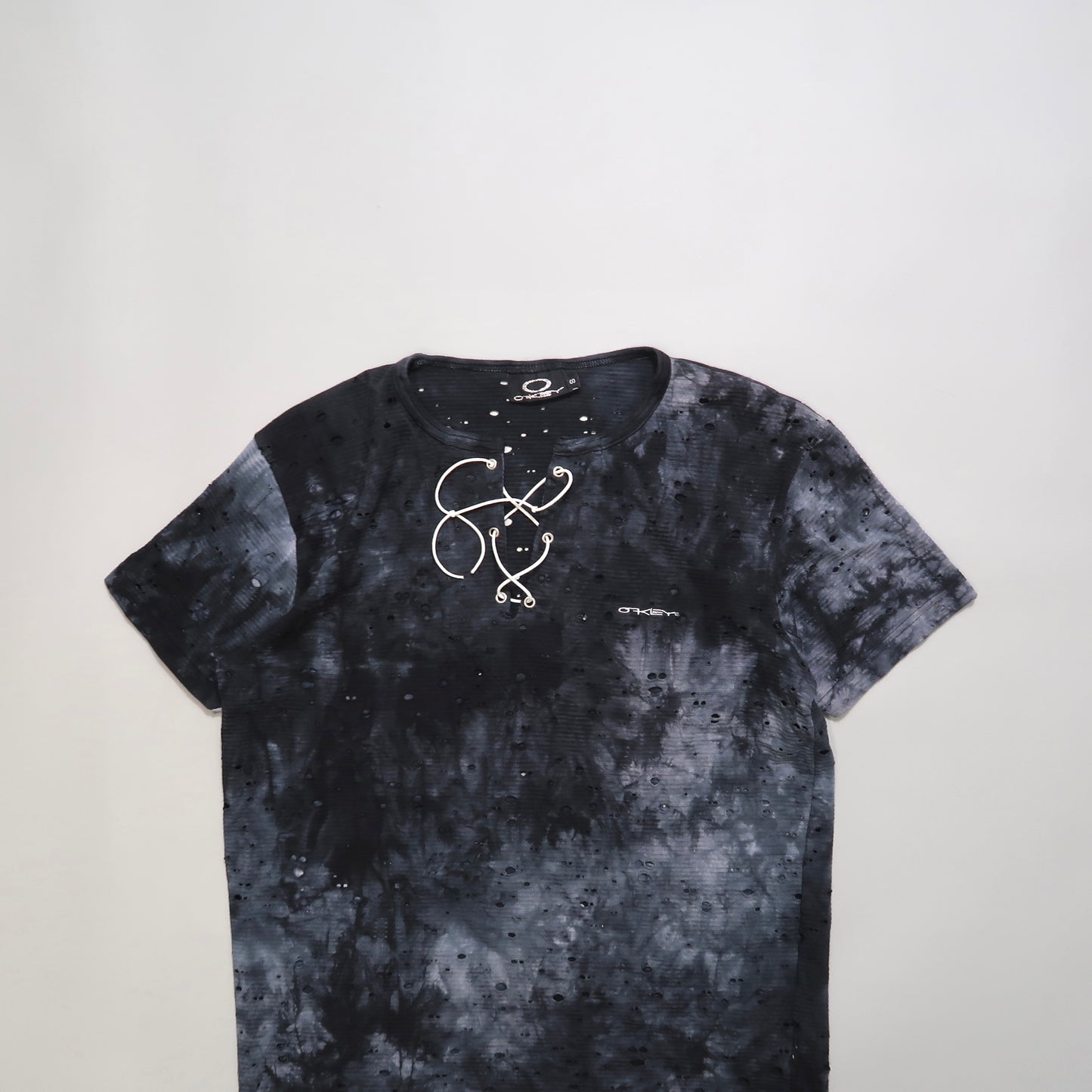 Oakley tshirt