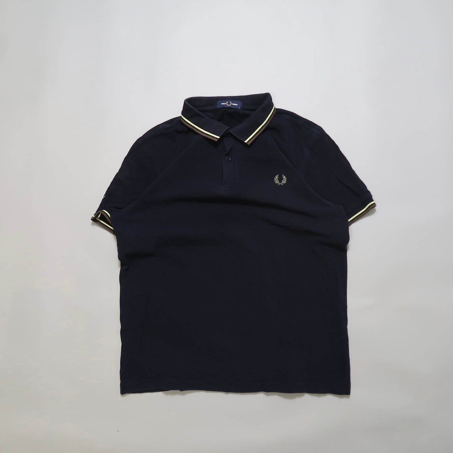 Fred Perry tshirt