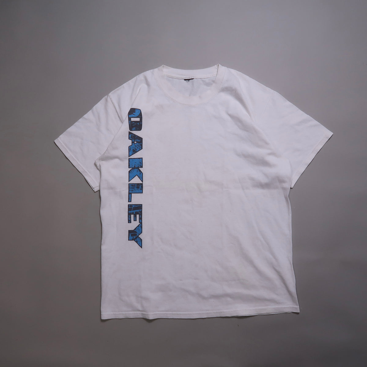 Oakley tshirt