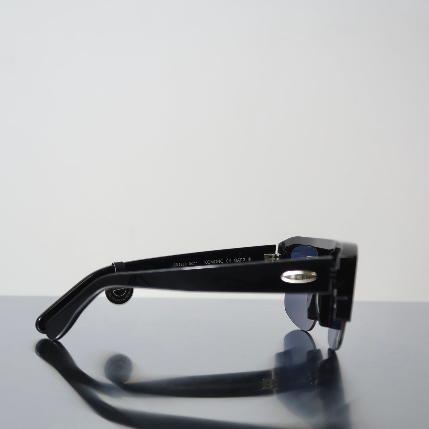 Komono Vice Black sunglasses