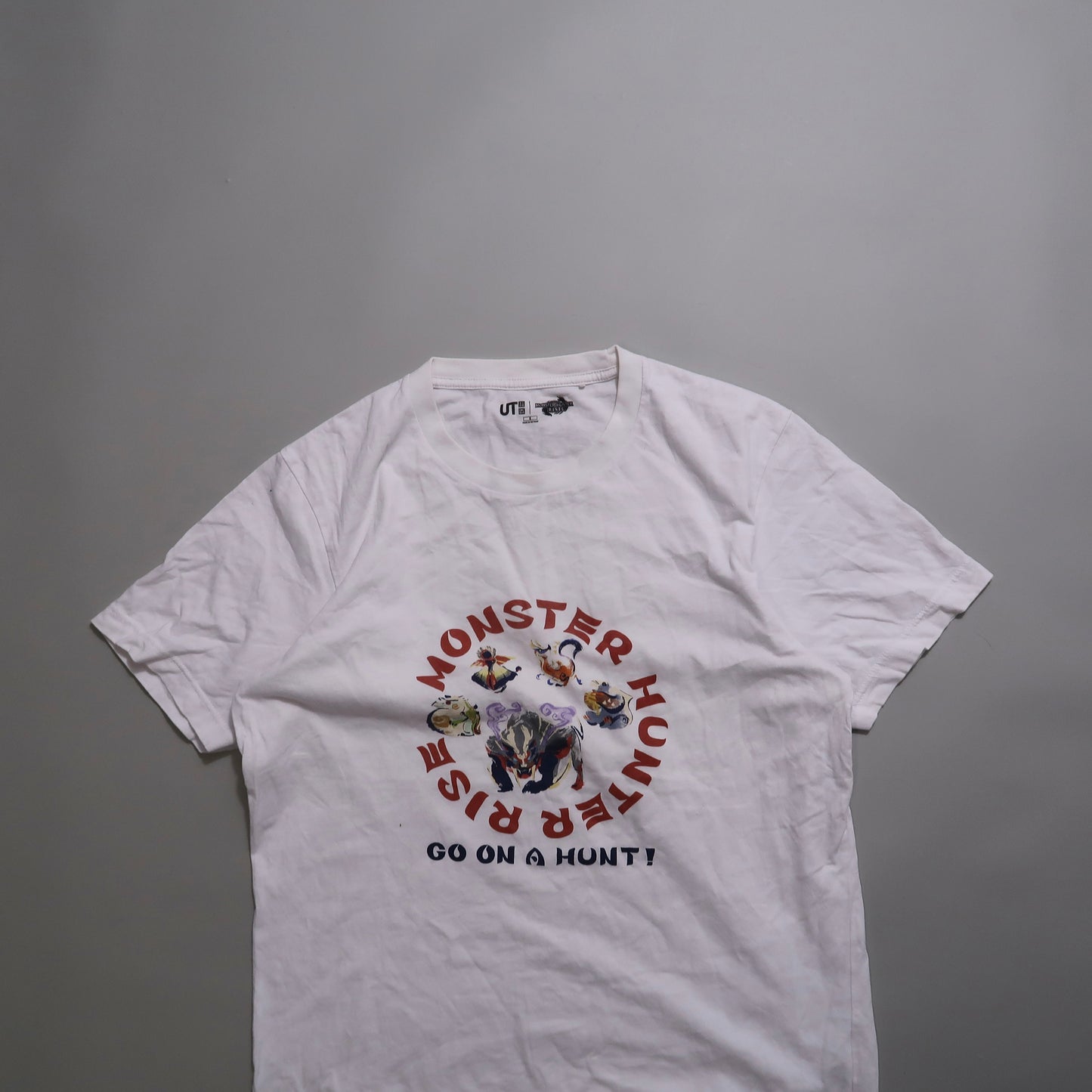 Uniqlo tshirt