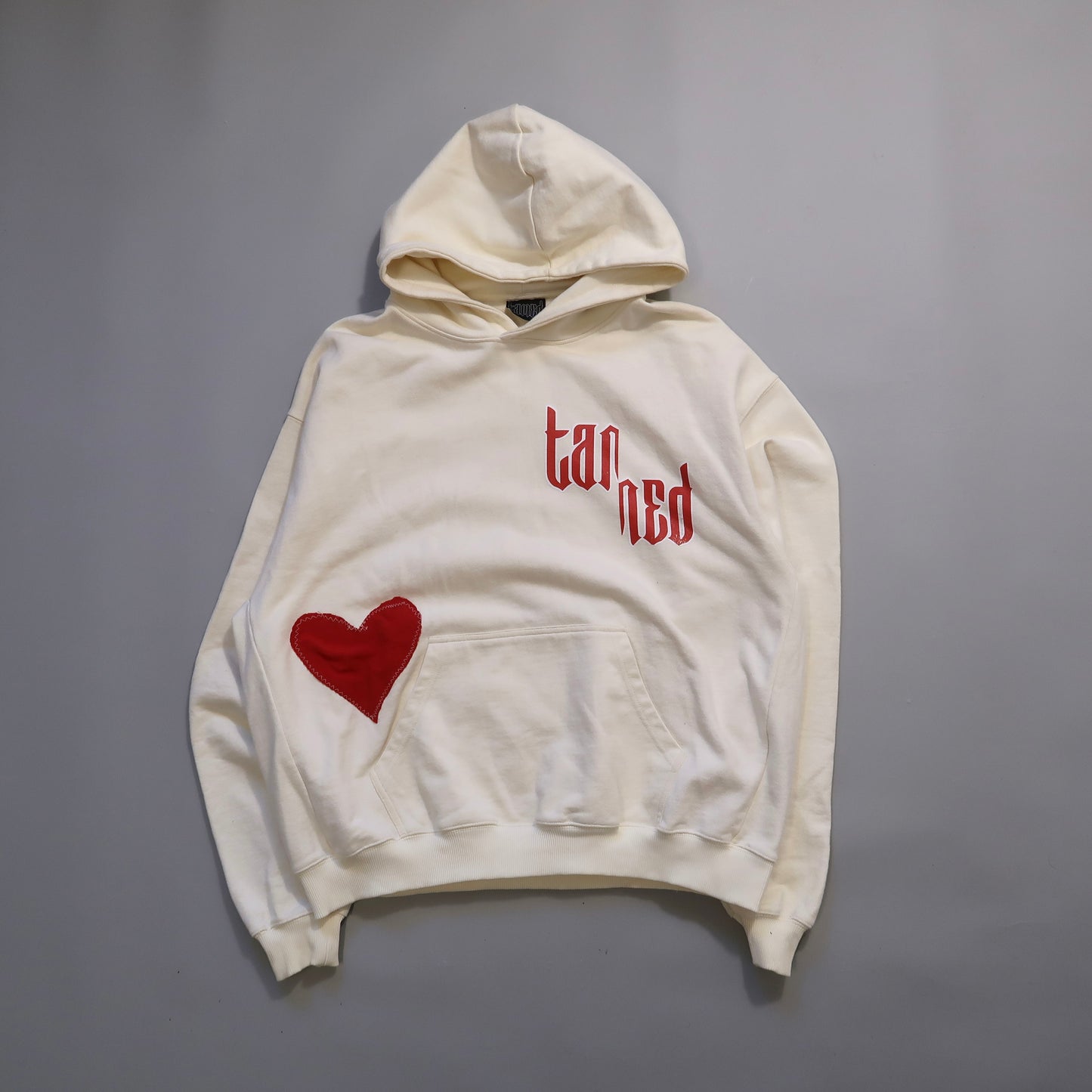 Tamed hoodie