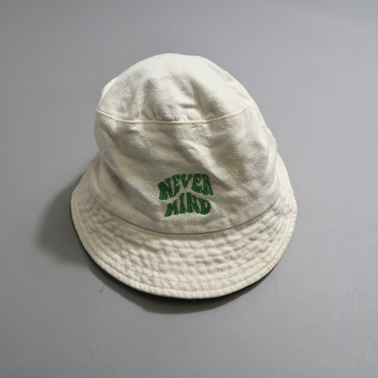Bucket hat