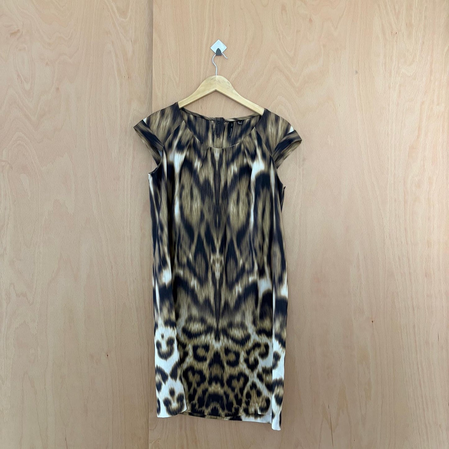 Women's dress
