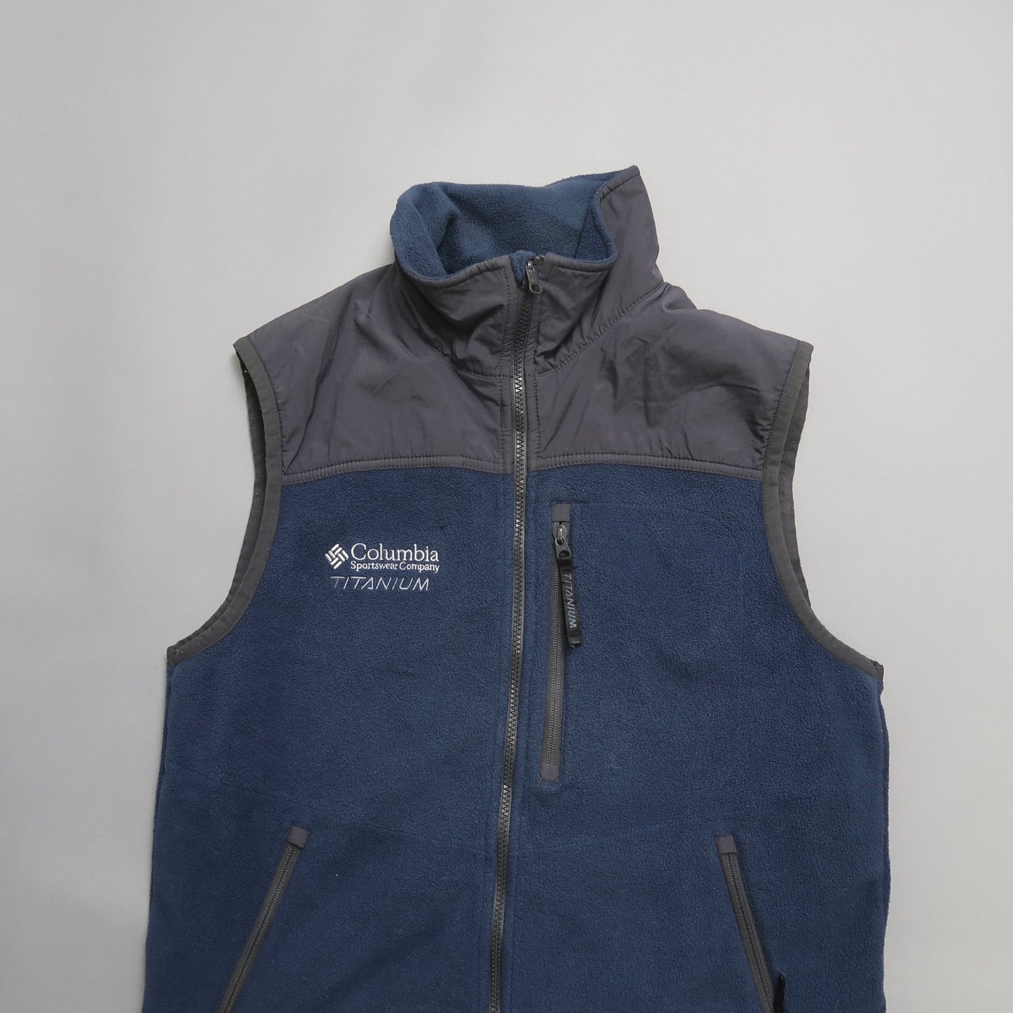 Columbia vest