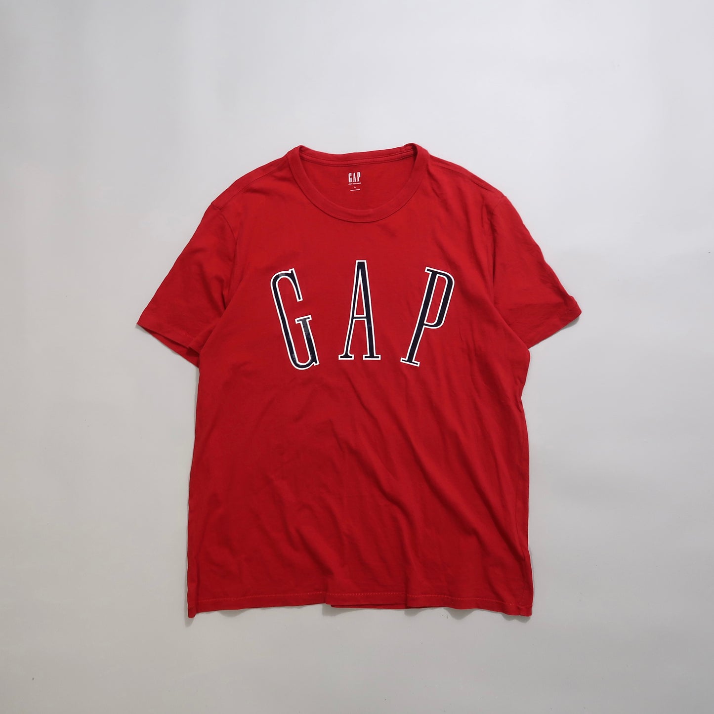 Gap tshirt