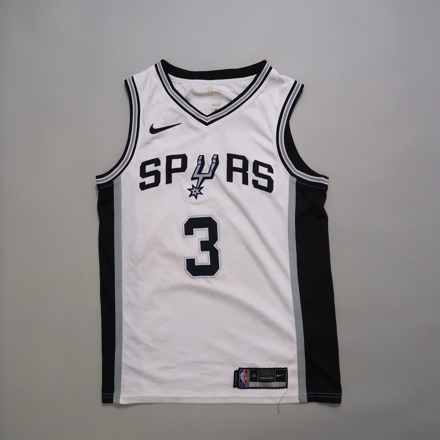 Spurs jersey