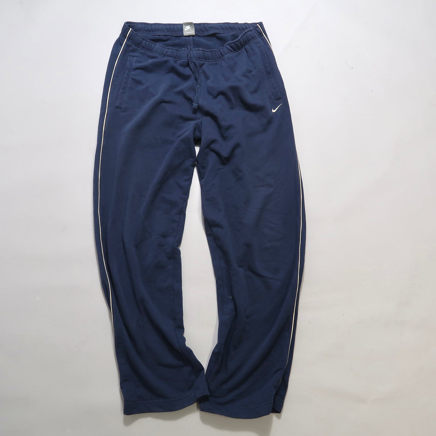 Nike vintage trackpants