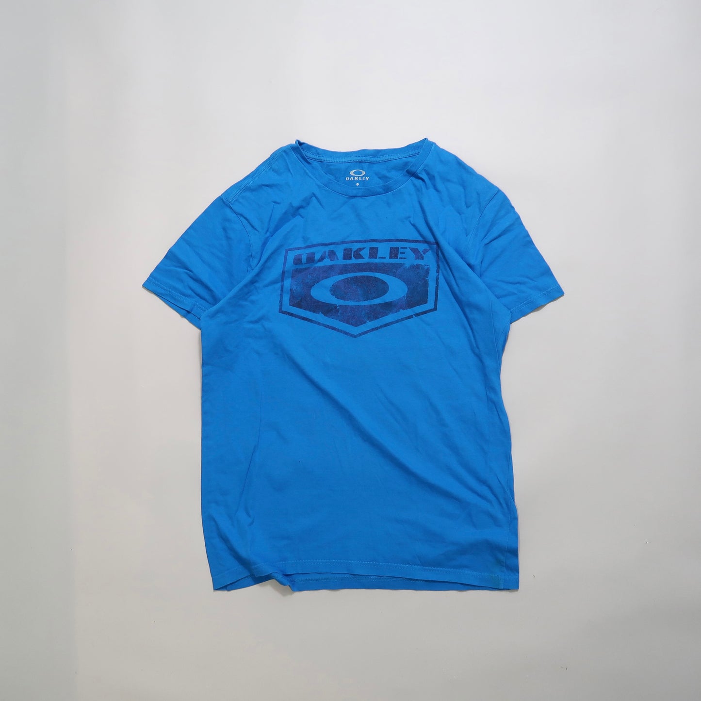 Oakley tshirt