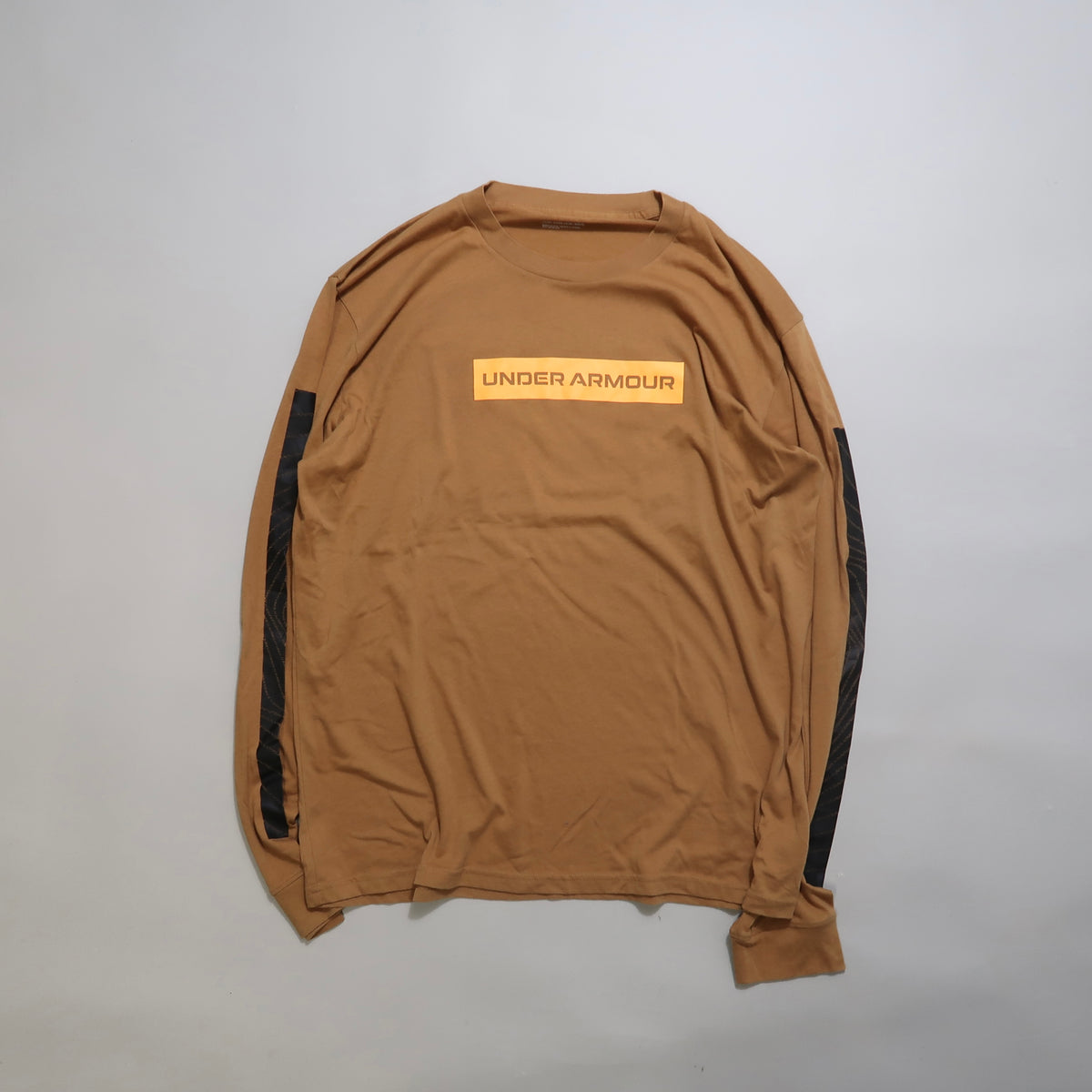 Under Armor long sleeve tee