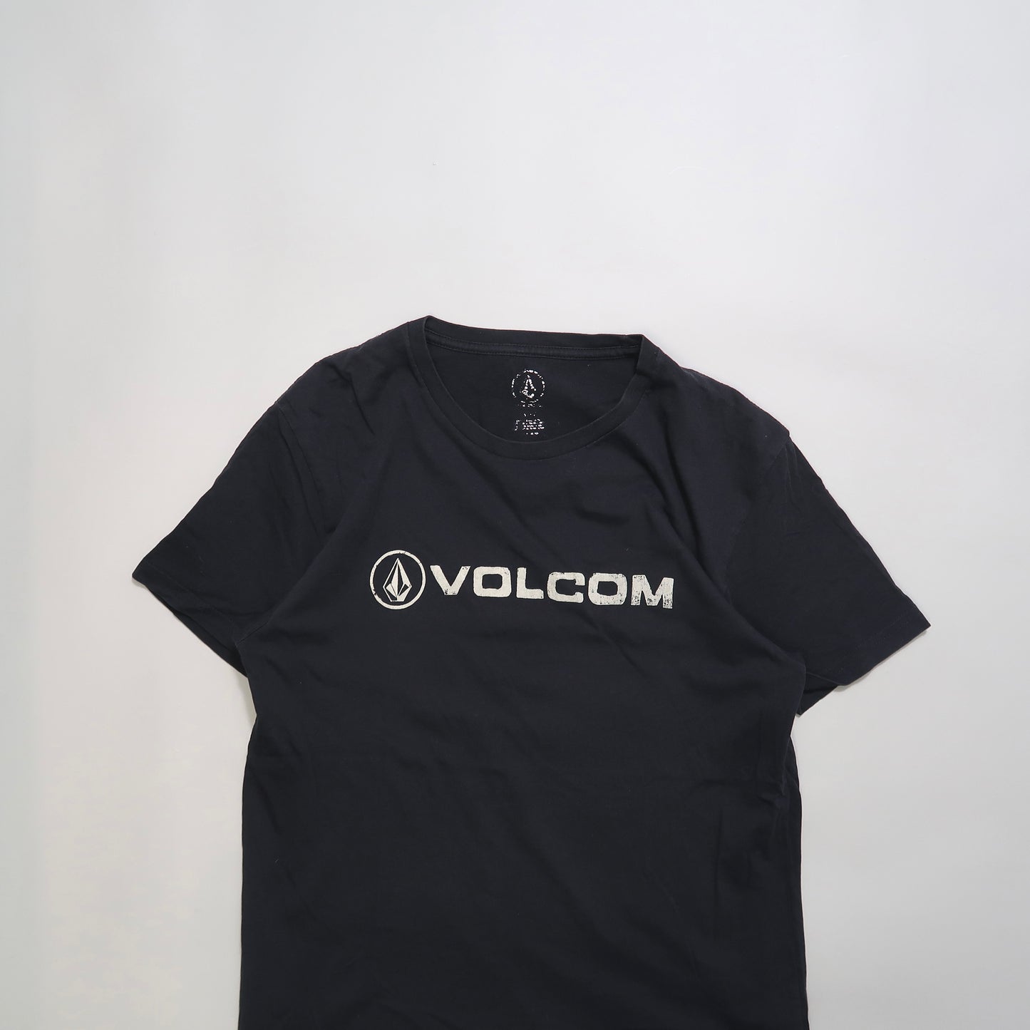 Volcom tshirt