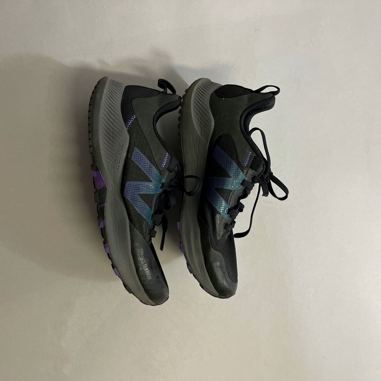 New Balance DynaSoft sneakers