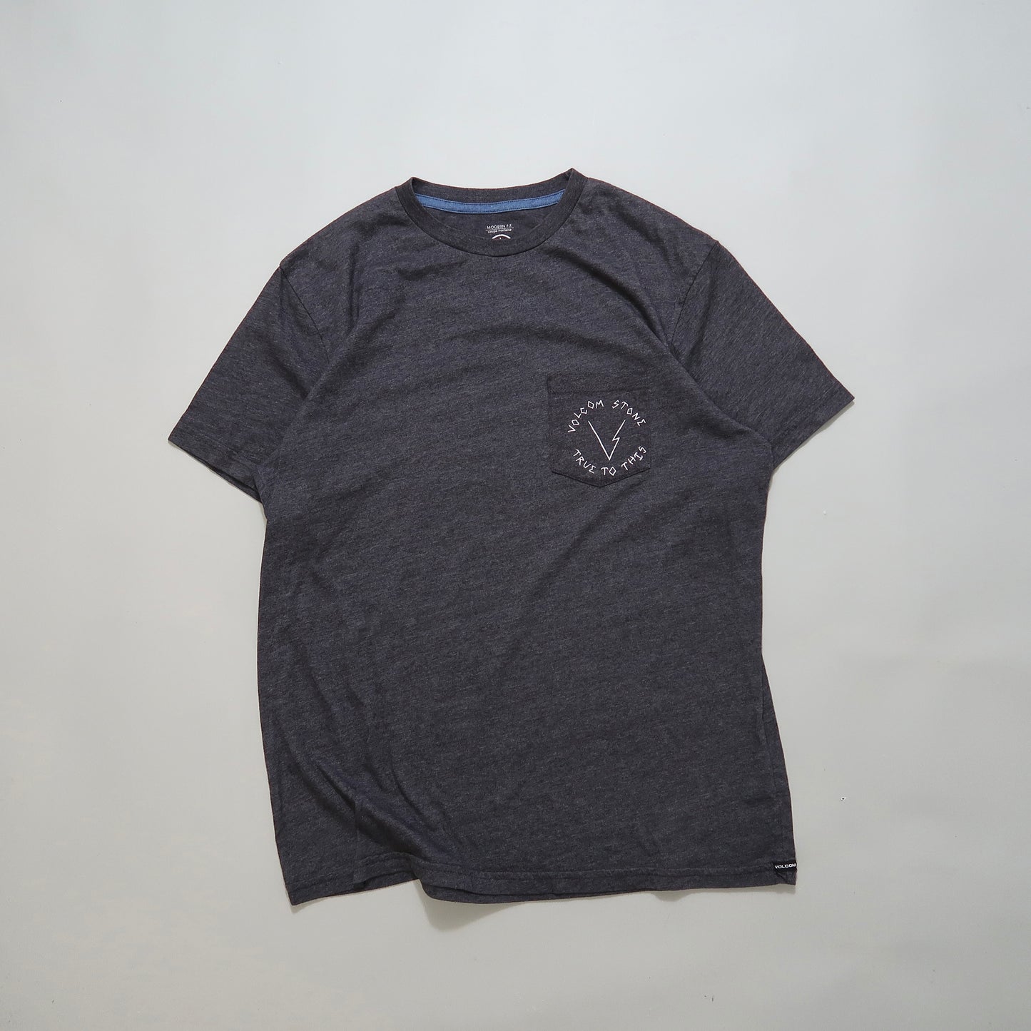 Volcom tshirt